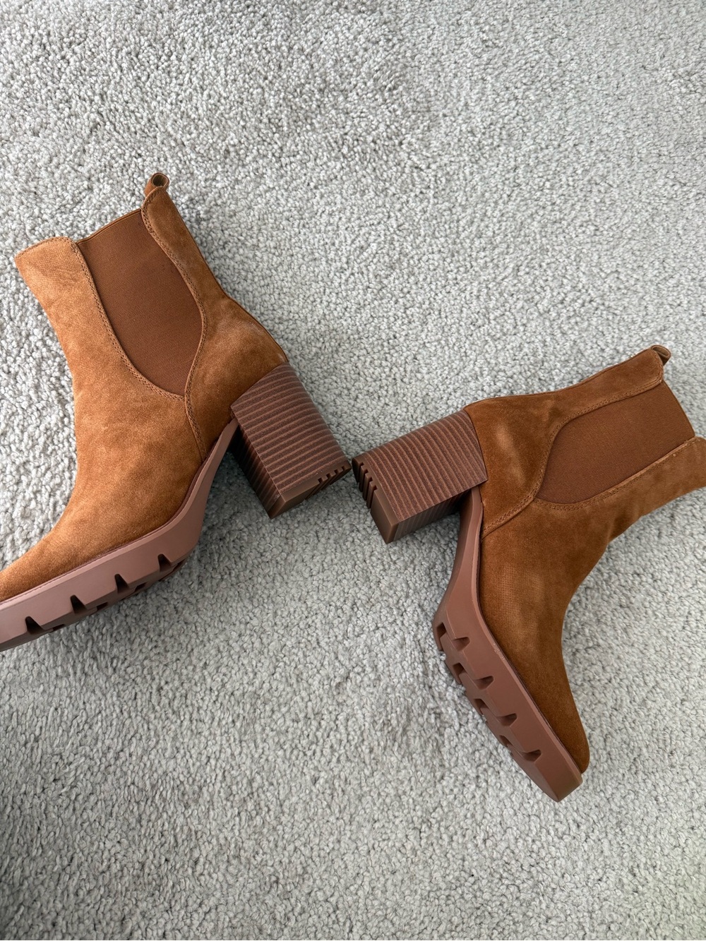 Sam Edelman Chestnut Suede Lug Sole Block Heel Booties Size 9.5 - Picture 11 of 13